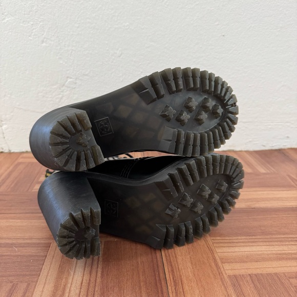 Dr. Martens Persephone boots - Picture 11 of 12